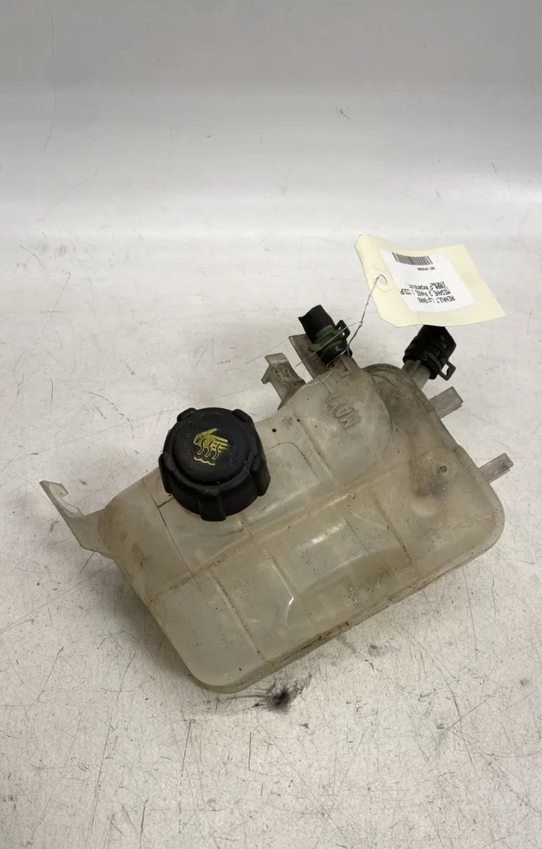 Vase expansion Renault MEGANE III Coupé (DZ0-1_) 1.5 dci (dz0c, dz1a) (2008-2015) occasion