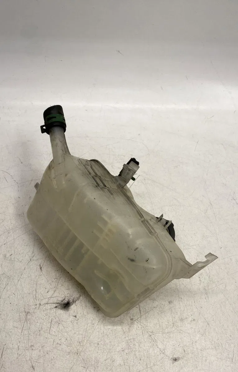 Vase expansion Renault MEGANE III Coupé (DZ0-1_) 1.5 dci (dz0c, dz1a) (2008-2015) occasion