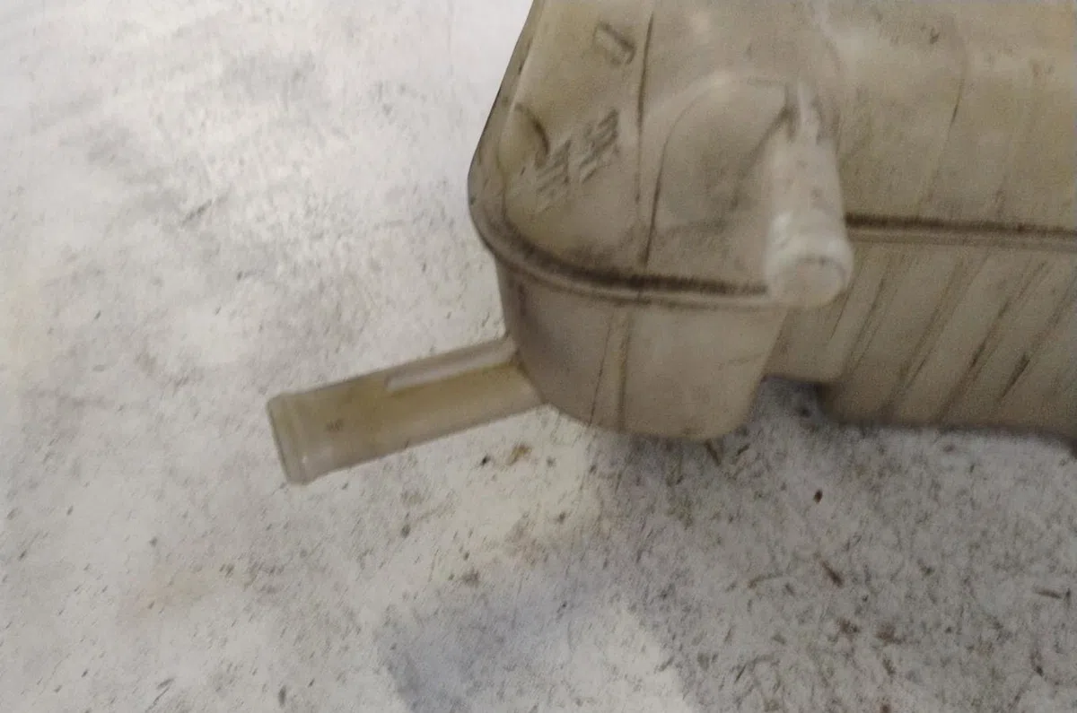 Vase expansion Renault SCÉNIC II (JM0-1_) 1.9 dci (2003-2008) occasion