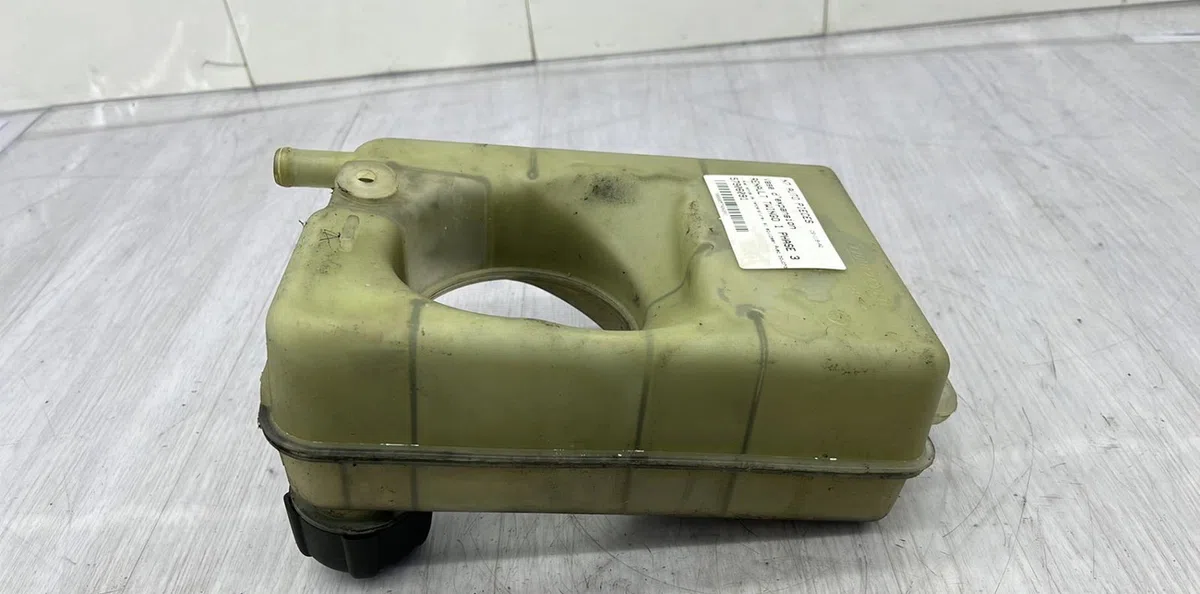 Vase expansion RENAULT TWINGO 1 PHASE 3 occasion