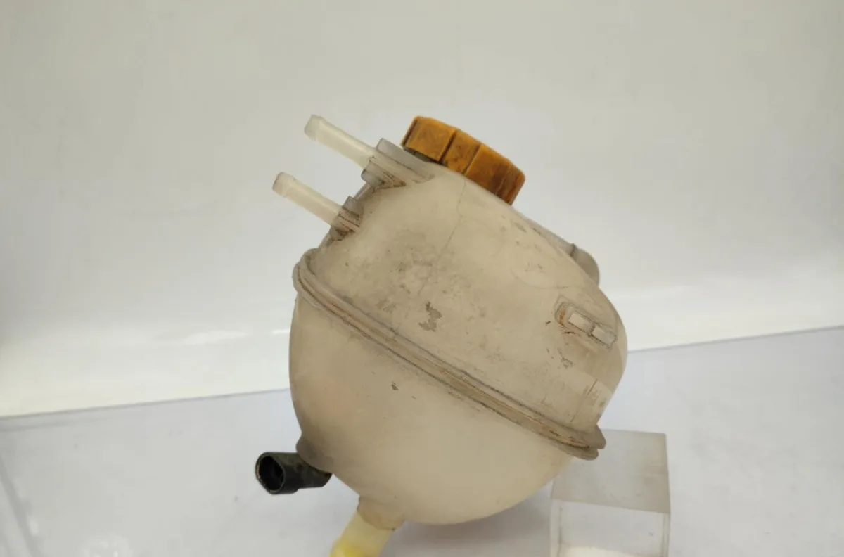 Vase expansion SAAB 9.3 2 SPORT HATCH PHASE 1 BREAK occasion