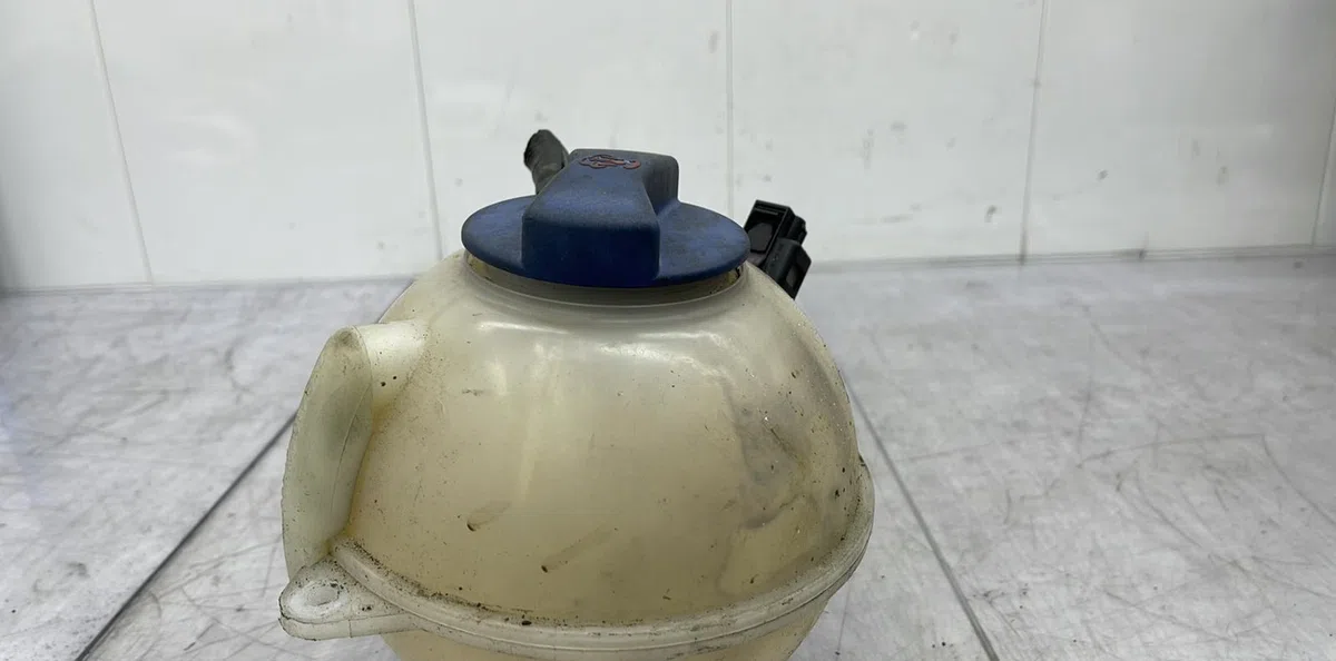 Vase expansion SKODA OCTAVIA 1 PHASE 2 occasion