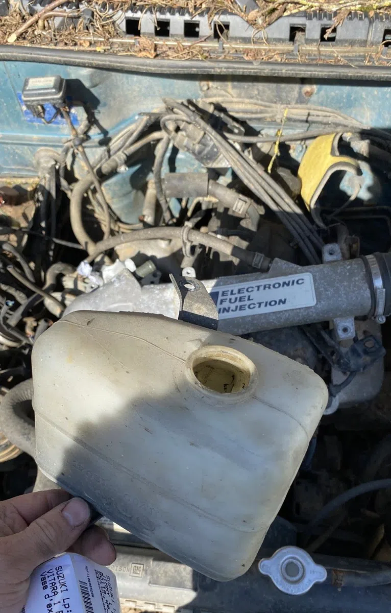 Vase expansion SUZUKI VITARA 1 occasion