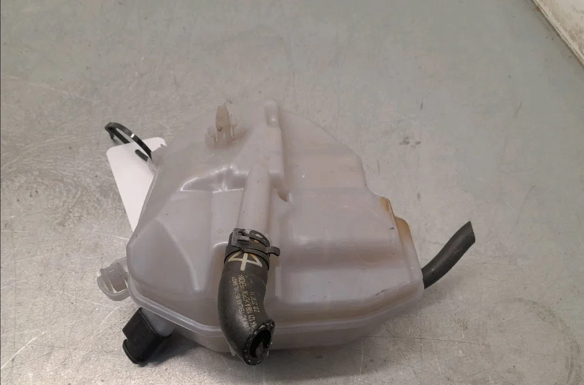 Vase expansion Volkswagen GOLF VIII (CD1) 1.0 etsi (2020) occasion