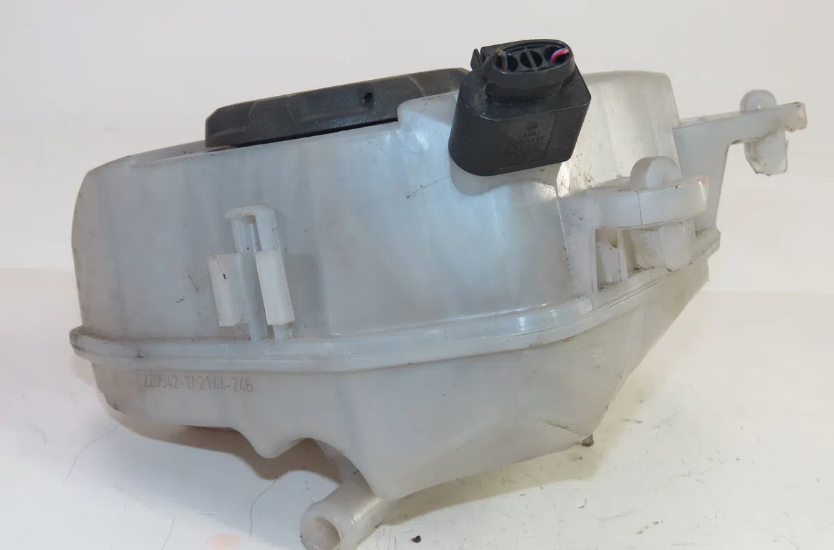 Vase expansion Volkswagen GOLF VIII (CD1) 1.5 etsi (2019) occasion