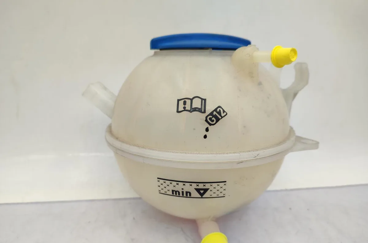 Vase expansion VOLKSWAGEN PASSAT 5 BREAK occasion