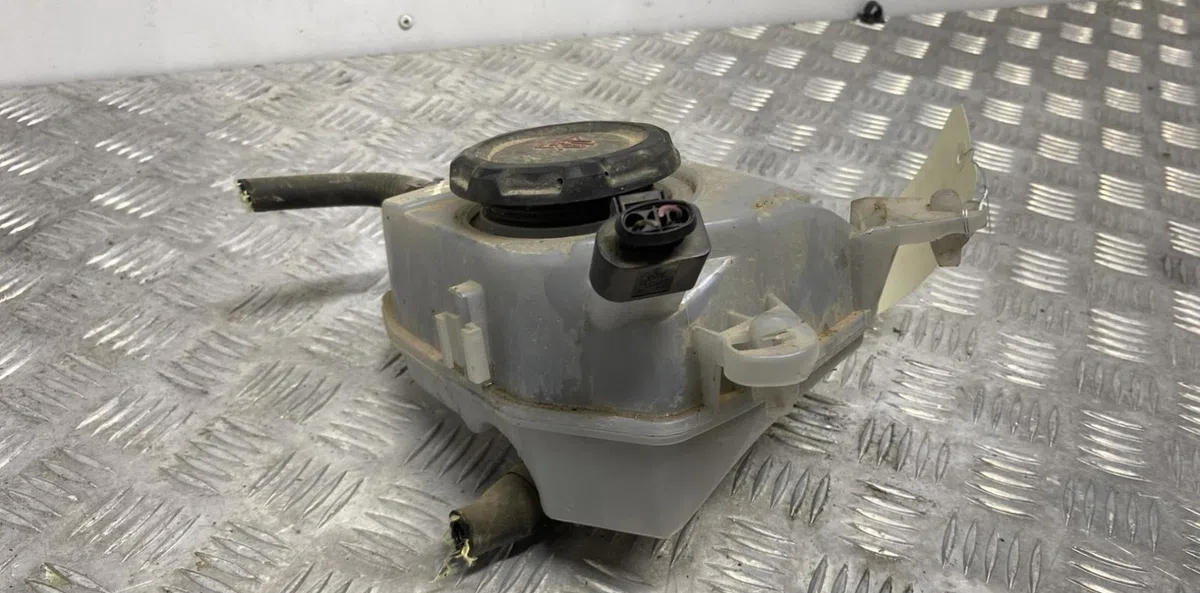 Vase expansion VOLKSWAGEN POLO 6 occasion