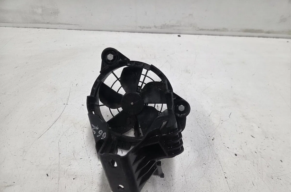 Ventilateur d'echangeur air RENAULT TWINGO 3 PHASE 1 occasion