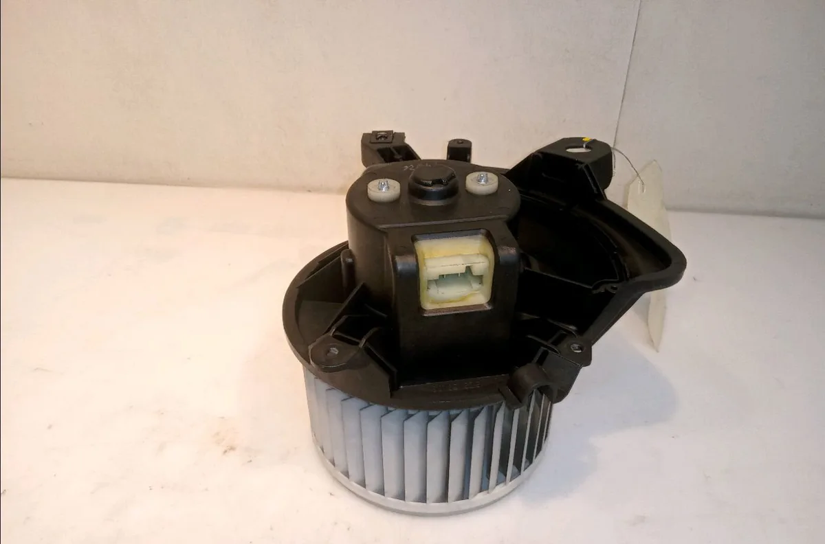 Ventilateur de chauffage Alfa romeo MITO (955_) 0.9 twinair (955axy1b) (2013-2018) occasion