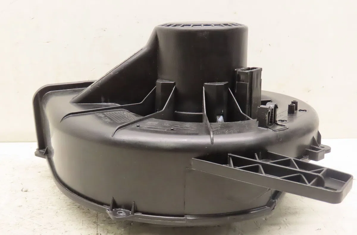 Ventilateur de chauffage Audi A1 Sportback (8XA, 8XF) 1.4 tfsi (2011-2015) occasion