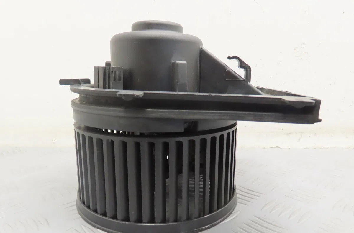 Ventilateur de chauffage Audi A3 (8L1) 1.9 tdi (1996-2001) occasion