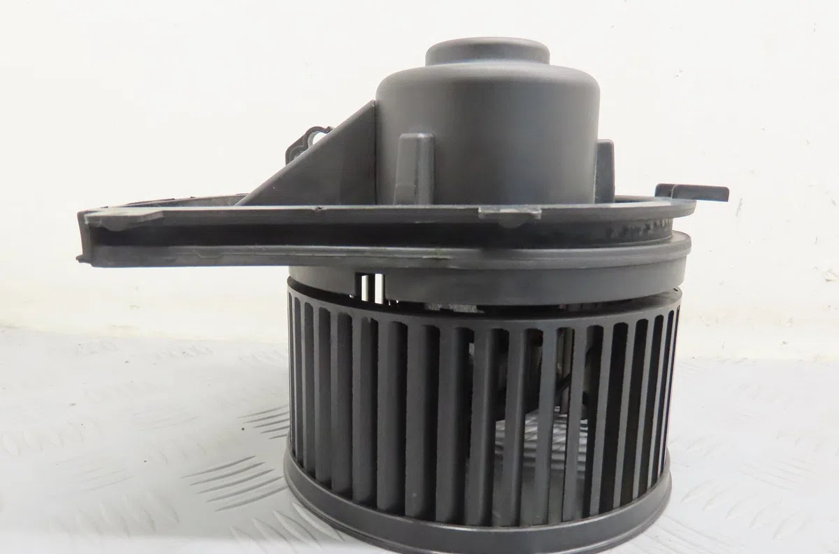 Ventilateur de chauffage Audi A3 (8L1) 1.9 tdi (1996-2001) occasion