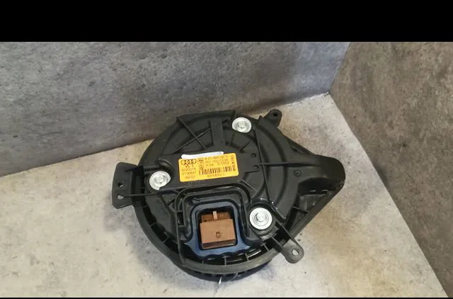 Ventilateur de chauffage Audi A4 B7 Avant (8ED) 2.0 tdi 16v (2004-2008) occasion