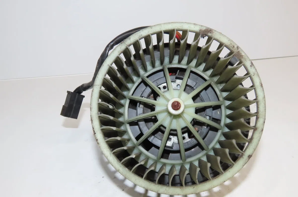 Ventilateur de chauffage AUDI A4 I 1995 occasion