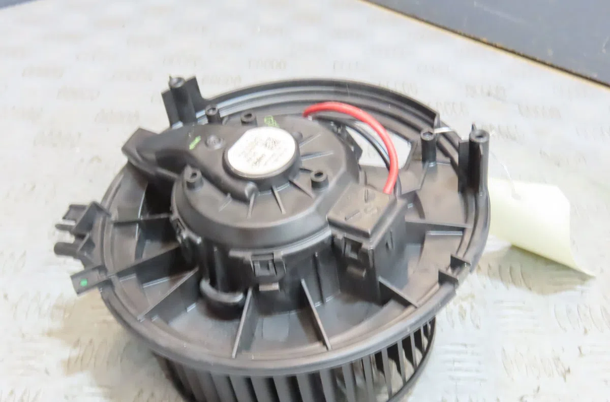 Ventilateur de chauffage AUDI Q2 occasion