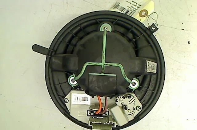 Ventilateur de chauffage Bmw 1 (E81) 118 d (2006-2011) 3 portes occasion