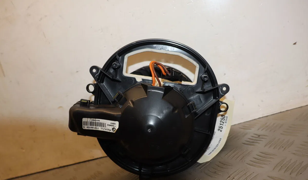 Ventilateur de chauffage Bmw 1 (F20) 116 i (2015-2019) occasion