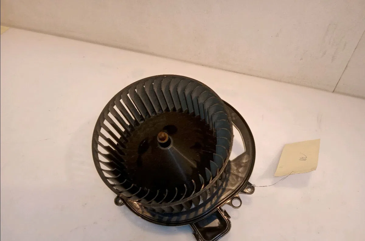 Ventilateur de chauffage Bmw 1 (F20) 118 d (2011-2015) occasion