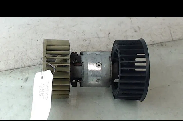 Ventilateur de chauffage Bmw Z3 Roadster (E36) 1.8 i (1995-1998) occasion