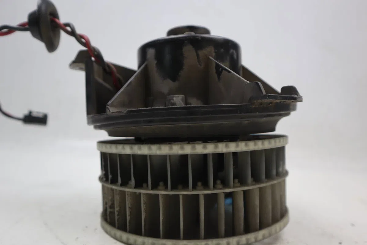 Ventilateur de chauffage Chrysler VOYAGER IV (RG, RS) 2.5 crd (2000-2008) occasion
