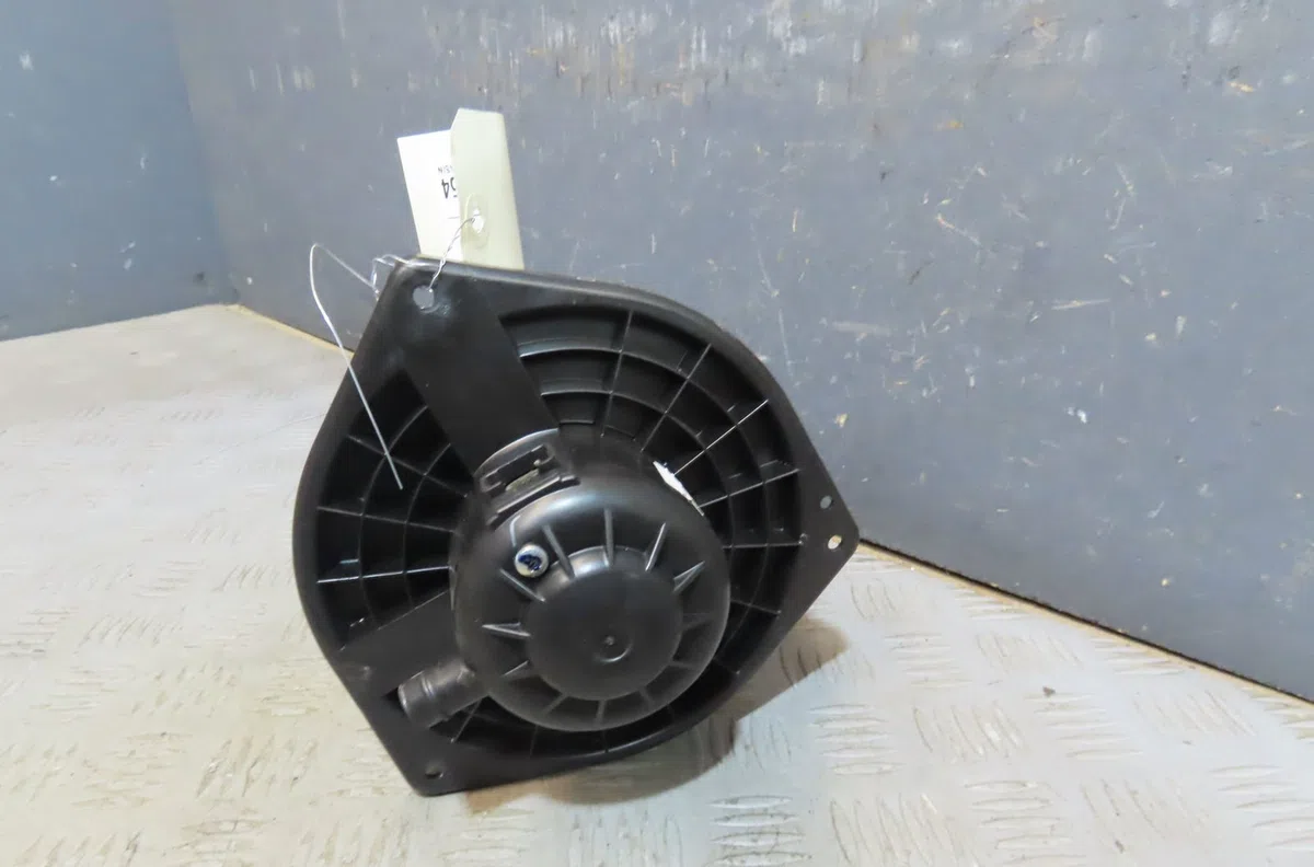 Ventilateur de chauffage Citroën C-CROSSER (VU_, VV_) 2.2 hdi (2007-2012) 5 portes occasion