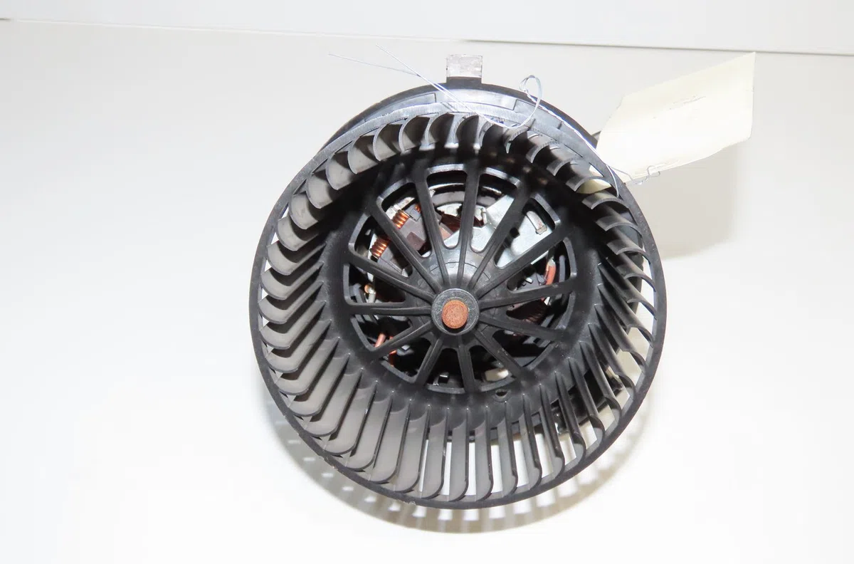 Ventilateur de chauffage Citroen C3 II (SC_) 1.4 hdi 70 (sc8hzc, sc8hr0, sc8hp4) (2009) 5 portes occasion