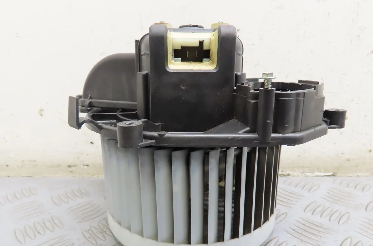 Ventilateur de chauffage Citroen C4 PICASSO I Monospace (UD_) 2.0 hdi 150 (2009-2013) 5 portes occasion