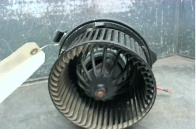 Ventilateur de chauffage Citroën C5 I (DC_) 2.0 hdi (dcrhzb, dcrhze) (2001-2004) 5 portes occasion