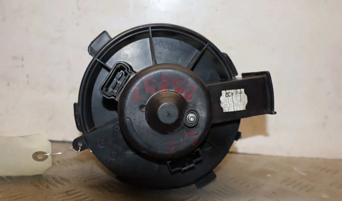 Ventilateur de chauffage Citroen XSARA PICASSO (N68) 1.8 16v (2000-2005) occasion