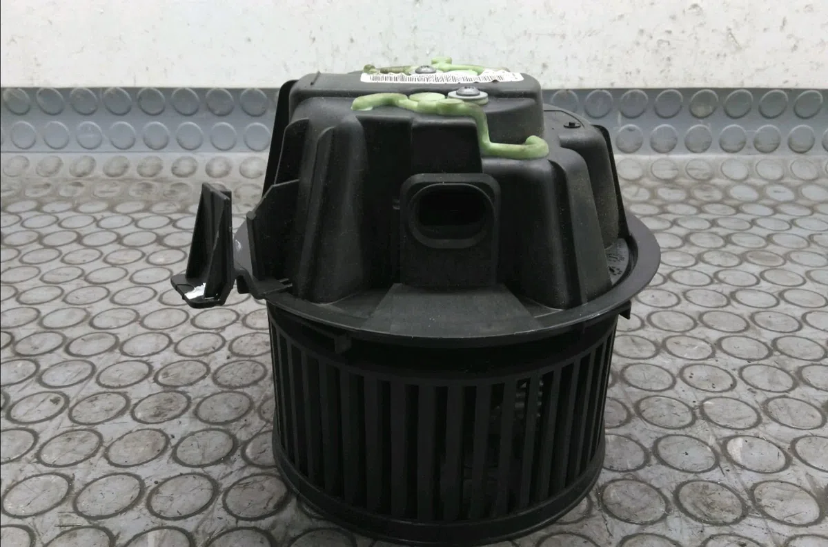 Ventilateur de chauffage Dacia DUSTER (HS_) 1.5 dci 4x4 (hsmc, hsmd) (2010-2018) 5 portes occasion