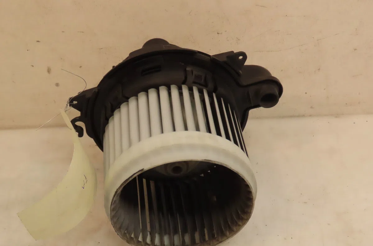 Ventilateur de chauffage Dacia LODGY (JS_) 1.2 tce (jsay, jsm0) (2012) occasion