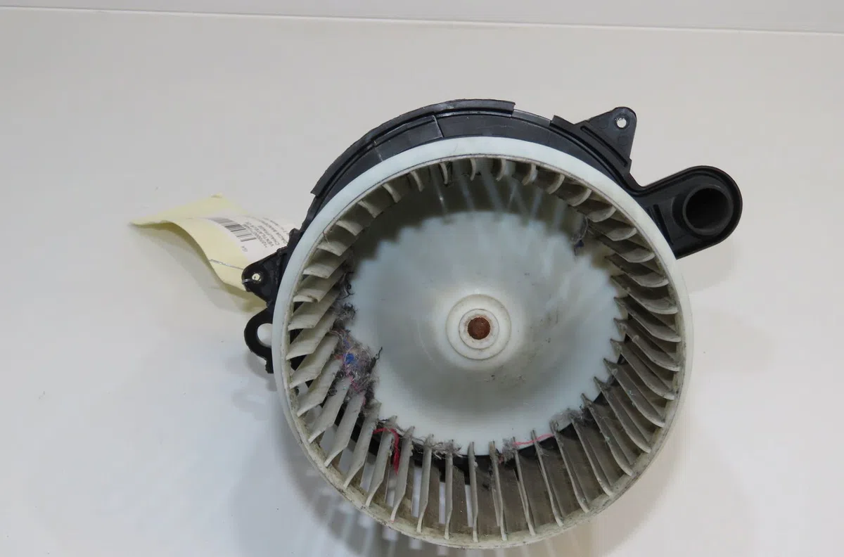 Ventilateur de chauffage Dacia SANDERO II 1.0 sce 75 (b8jc, b8jd) (2016) occasion