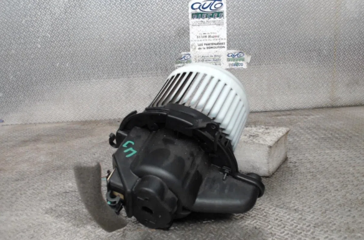 Ventilateur de chauffage Dacia SANDERO II 1.5 dci (2012) 5 portes occasion