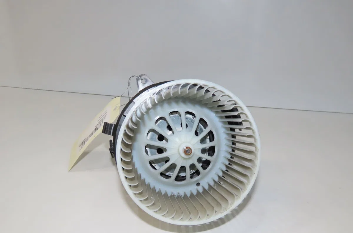 Ventilateur de chauffage Ds DS 3 CROSSBACK (UR_, UC_, UJ_) 1.2 puretech 130 (2018) occasion