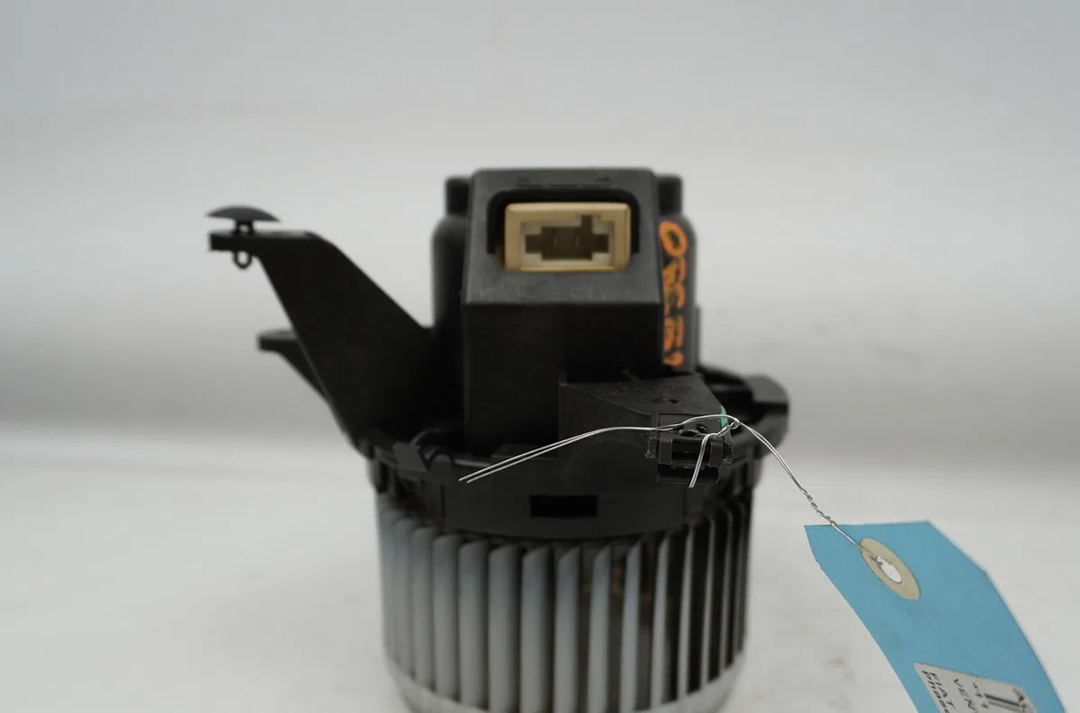 Ventilateur de chauffage Fiat 500L (351_, 352_) 1.6 d multijet (199lye1b) (2013) occasion