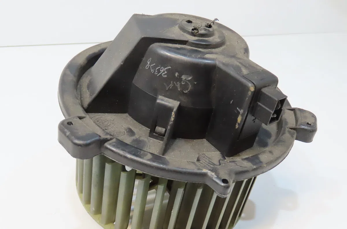 Ventilateur de chauffage Fiat PUNTO (176_) 60 1.2 (176ap, 176ar, 176aq, 176bb) (1993-1999) occasion