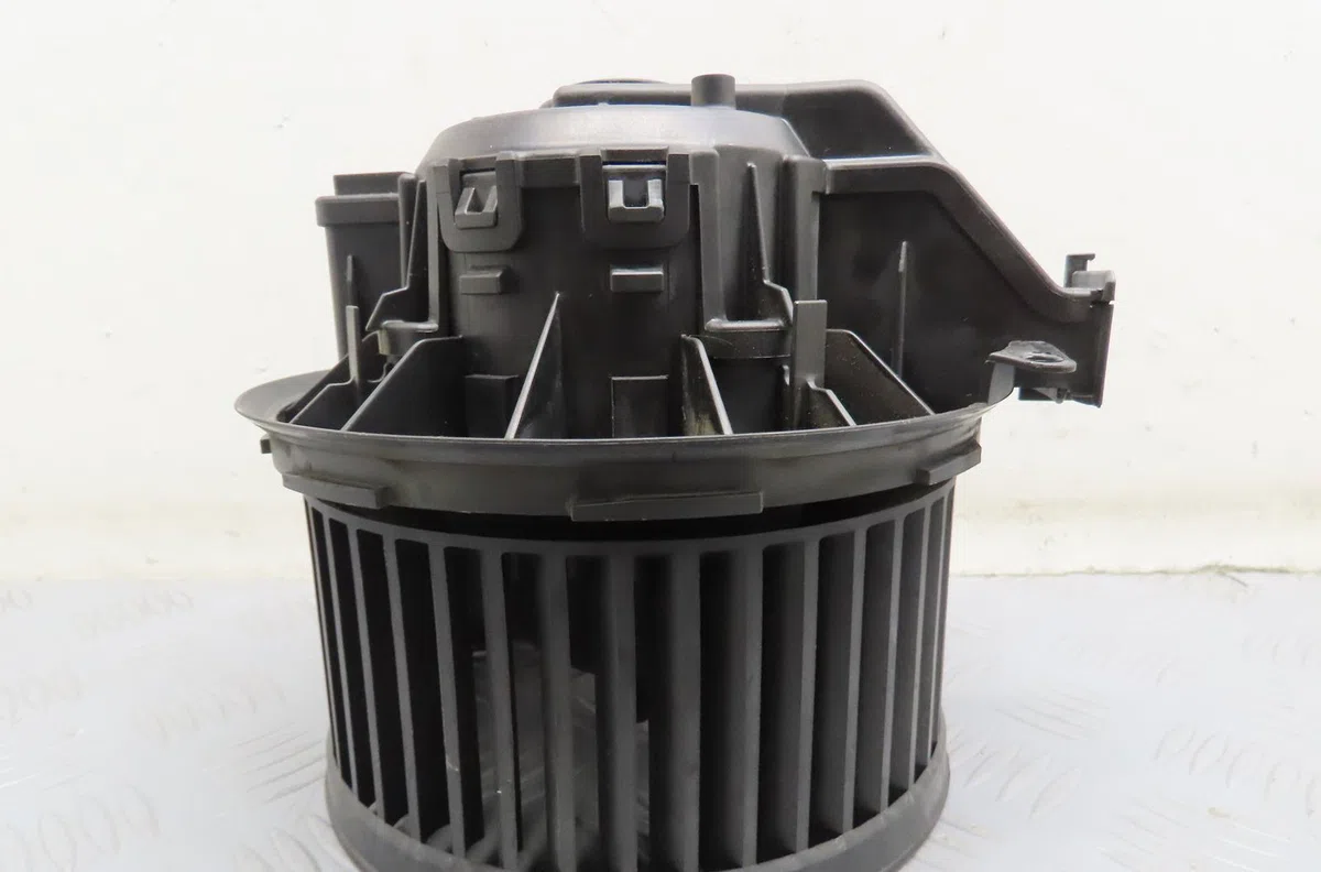 Ventilateur de chauffage Ford FIESTA VI (CB1, CCN) 1.4 tdci (2010-2012) 3 portes occasion
