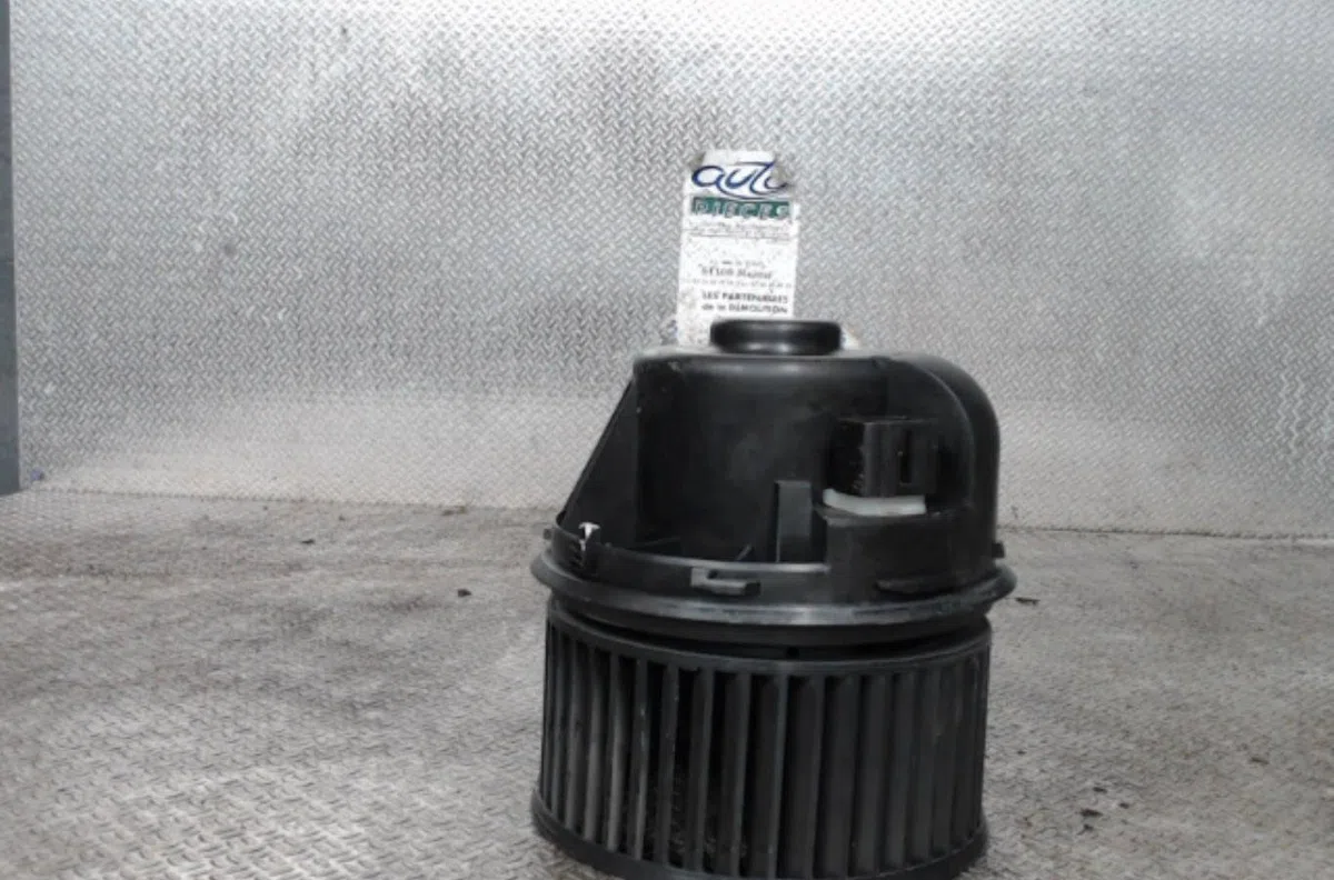 Ventilateur de chauffage FORD KUGA 1  0 occasion