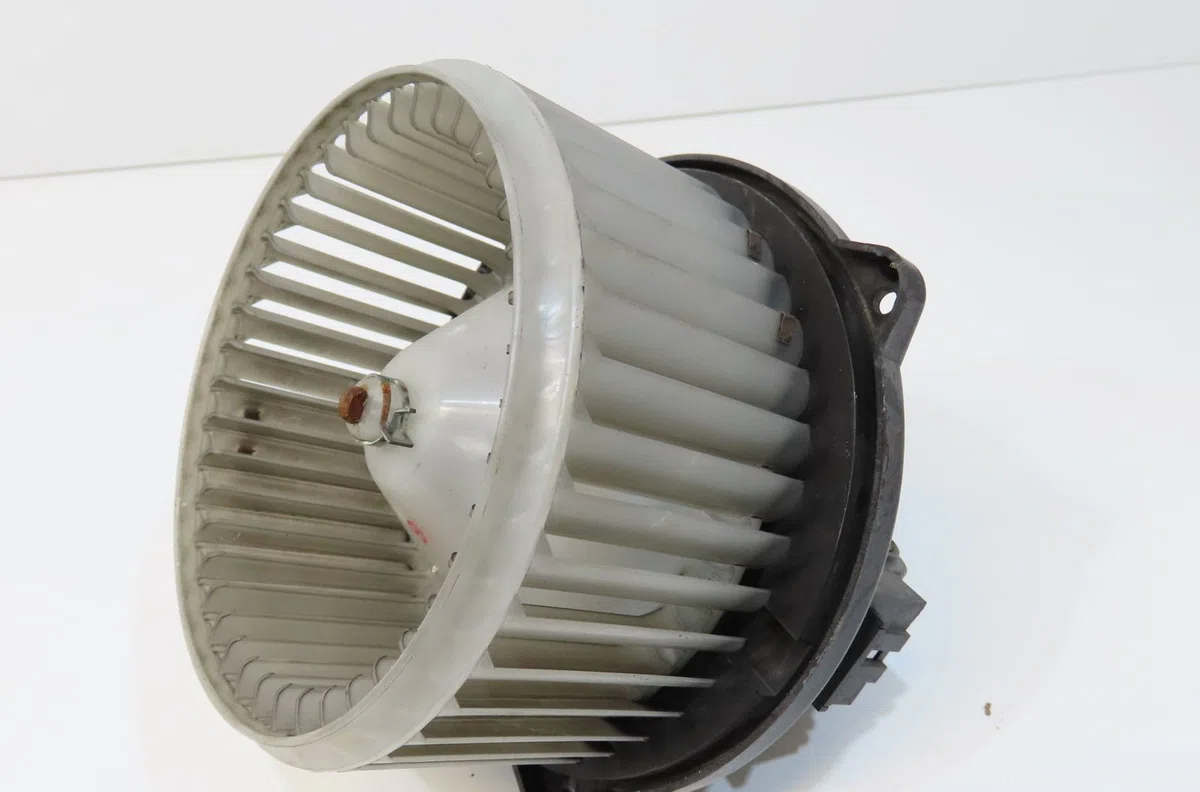 Ventilateur de chauffage Land rover RANGE ROVER SPORT I (L320) 2.7 d 4x4 (2005-2013) occasion