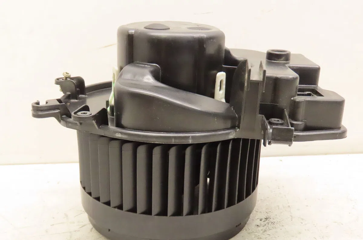 Ventilateur de chauffage Mercedes-benz CLASSE C Coupe Sport (CL203) C 200 cdi (203.707) (2003-2008) occasion
