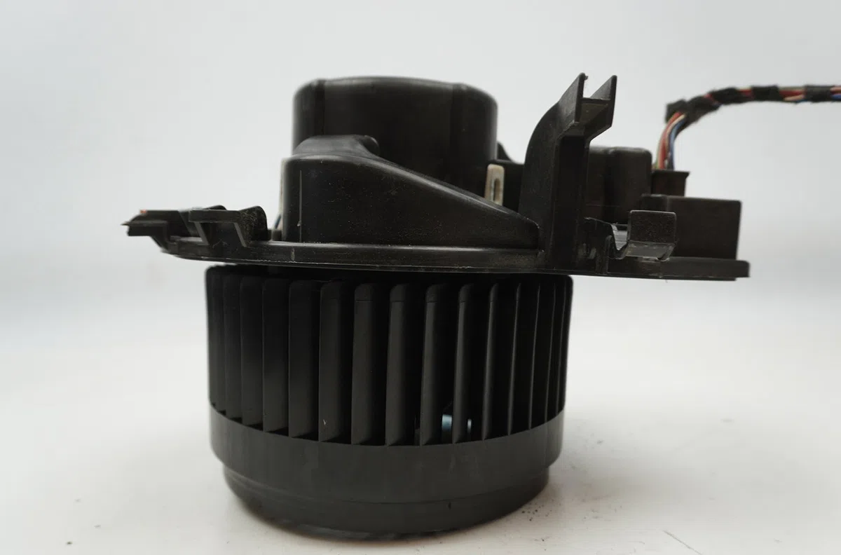 Ventilateur de chauffage Mercedes-benz CLASSE C (W203) C 200 cdi (203.007) (2003-2007) occasion