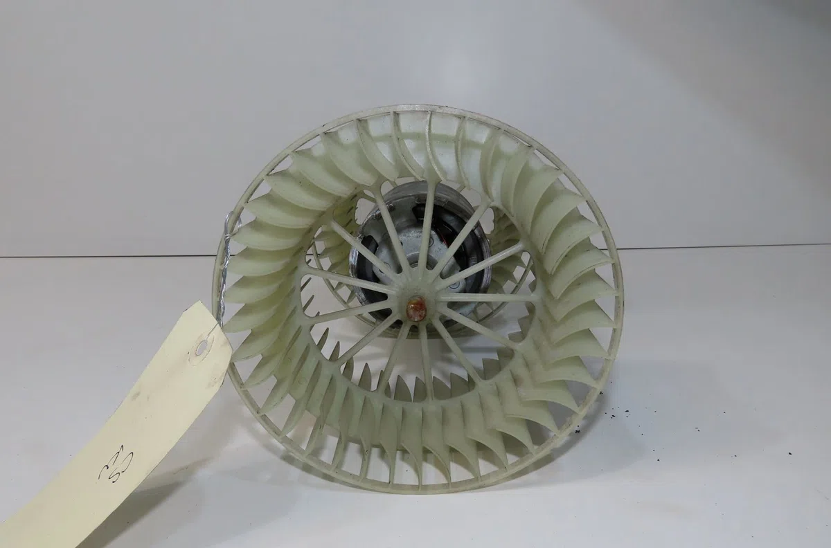 Ventilateur de chauffage Mercedes-benz CLASSE S (W126) 300 se, sel (126.024, 126.025) (1986-1991) occasion