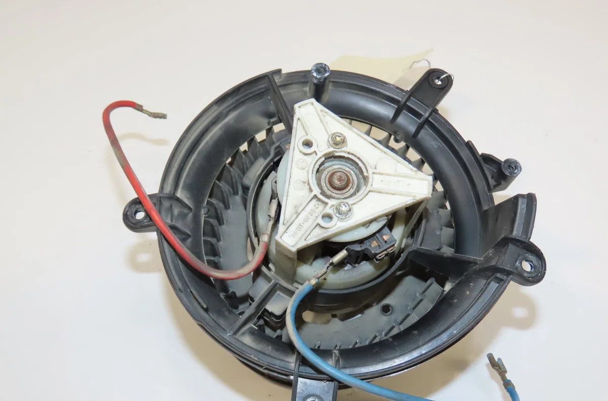 Ventilateur de chauffage Mercedes-benz CLK (C208) Clk 230 kompressor (208.347) (1997-2000) occasion