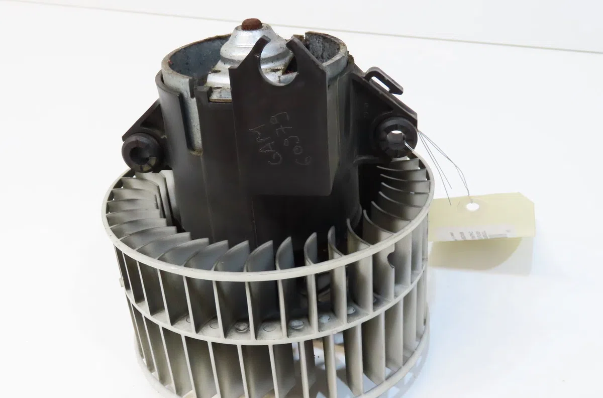 Ventilateur de chauffage Mercedes-benz VANEO (414) 1.7 cdi (414.700) (2002-2005) occasion