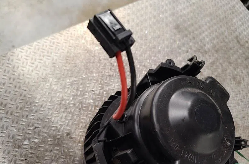 Ventilateur de chauffage MINI MINI 3 F54  MINI 3 F54 CLUBMAN PHASE 1 BREAK occasion