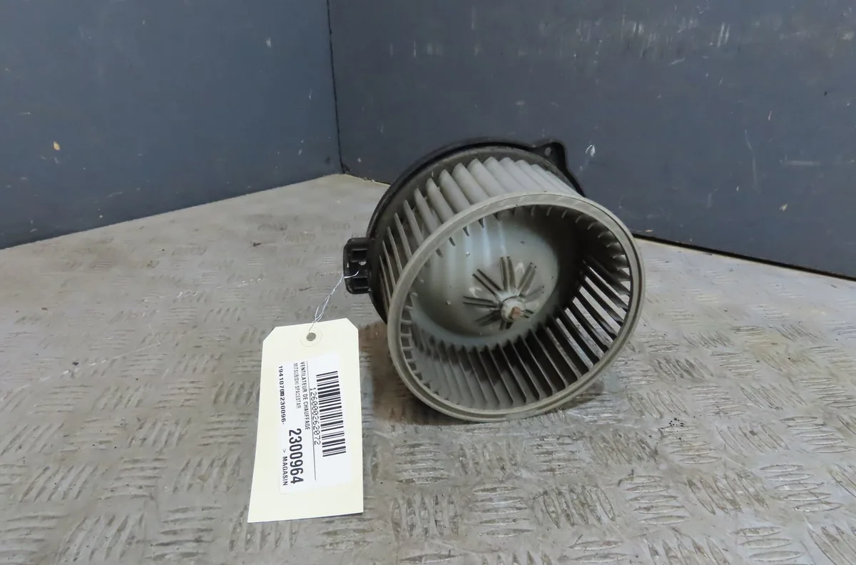 Ventilateur de chauffage Mitsubishi SPACE STAR Monospace (DG_A) 1.9 di-d (dg4a) (2001-2004) occasion