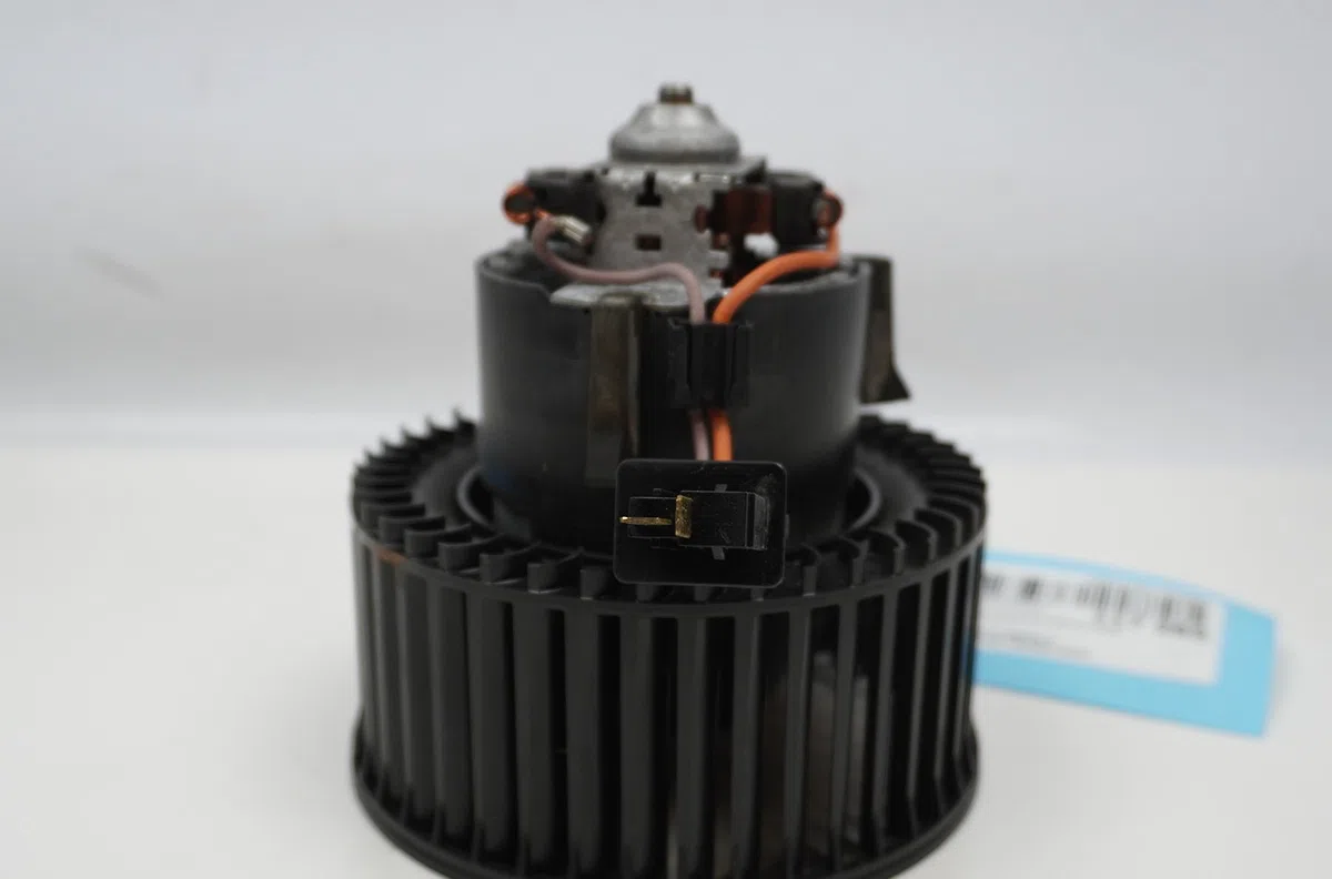 Ventilateur de chauffage Nissan ALMERA II Hatchback (N16) 1.8 (2000-2002) occasion