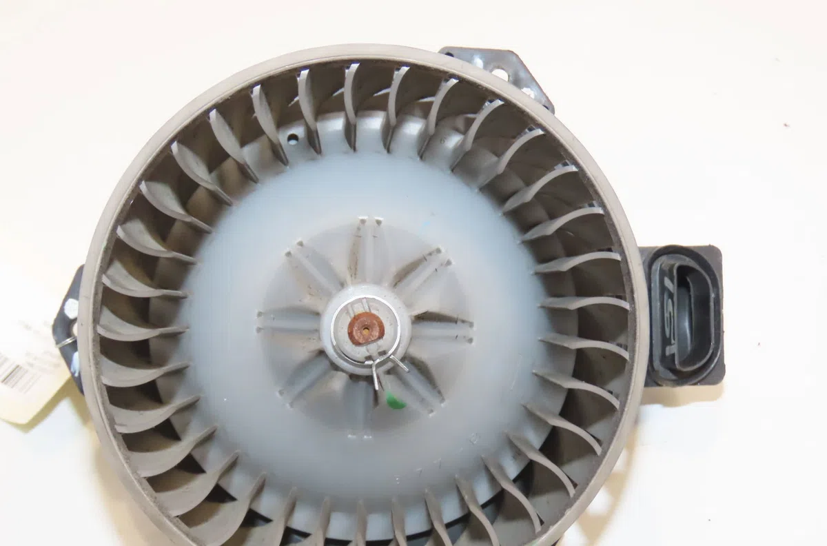 Ventilateur de chauffage Nissan PIXO (UA0) 1.0 (2009) 5 portes occasion