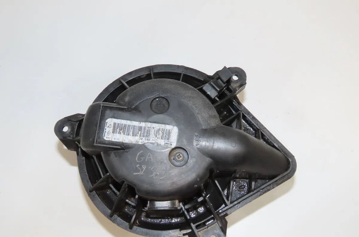 Ventilateur de chauffage Nissan PRIMASTAR Camionnette (X83) 2.0 dci 115 (2006) occasion