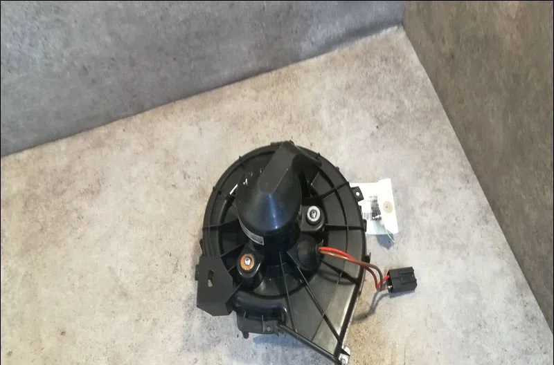Ventilateur de chauffage Opel CORSA C (X01) 1.0 (f08, f68) (2000-2003) occasion